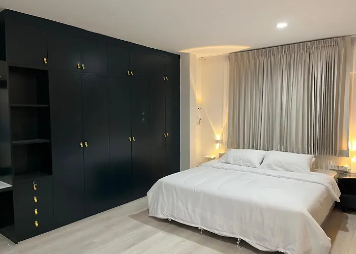 Nanon Sathorn אכסניה בנגקוק