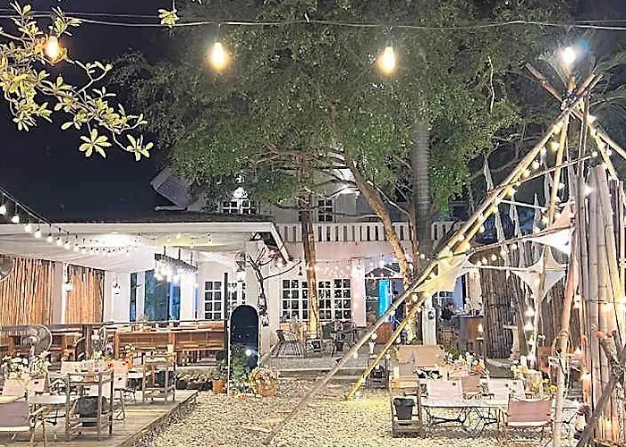 Nanon Sathorn Hostel