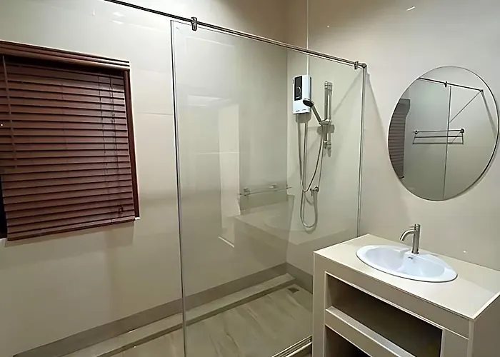 Nanon Sathorn Hostel *