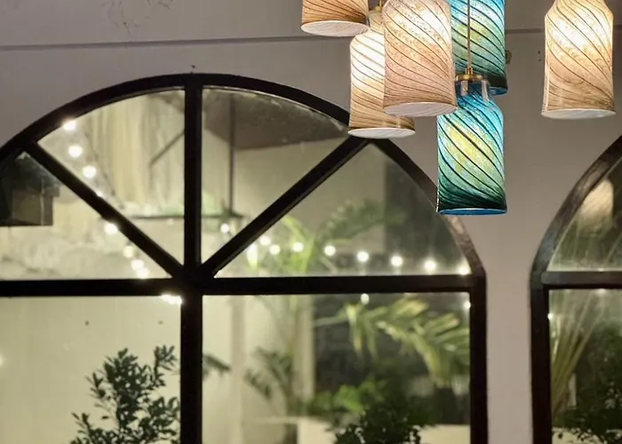 Nanon Sathorn * בנגקוק